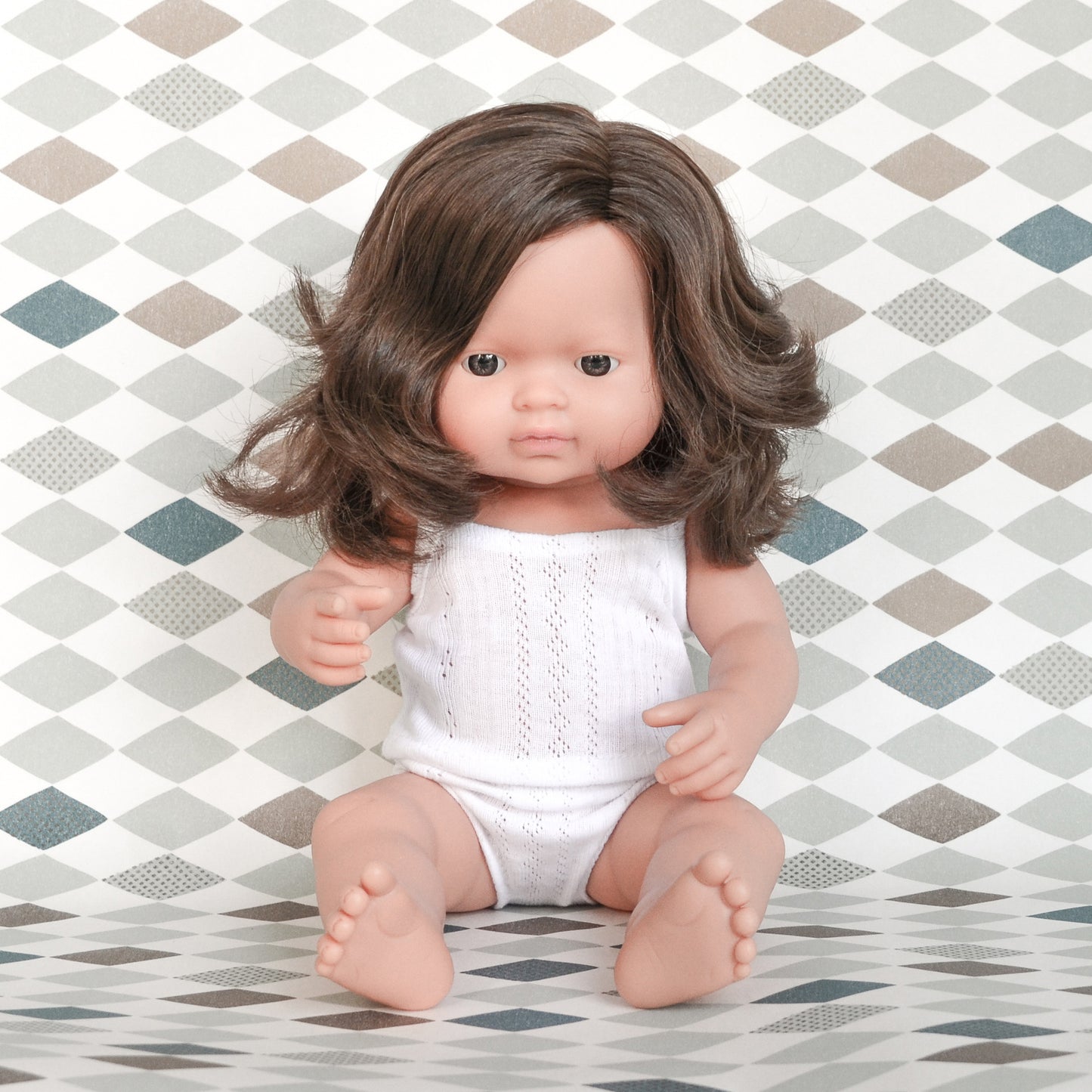Puppe langes, braunes Haar, 38cm, Miniland