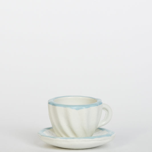 Tea cup mit Untertasse blau/weiß, Miniatur für das Puppenhaus 1:12